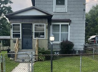 35 Hubbard St, Battle Creek, MI 49037