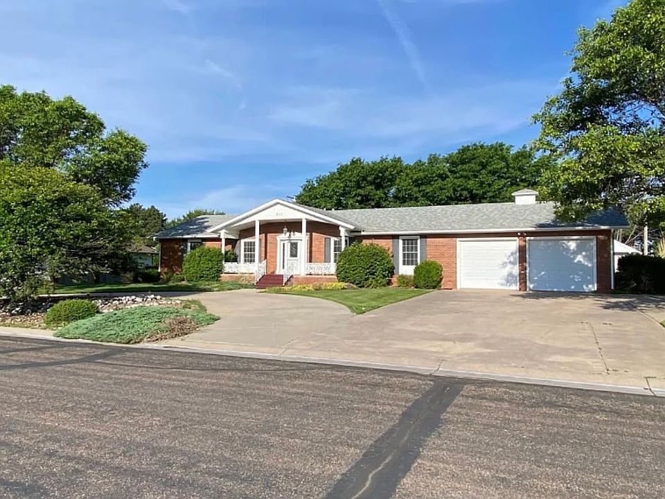 315 Cherry Ave, Oakley, KS 67748 Zillow