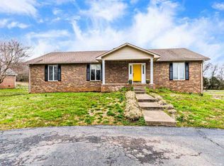 270 Hillwood Dr, Bowling Green, KY 42101