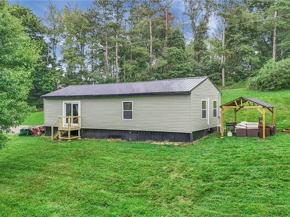 11543 Cadiz Rd, Cambridge, OH 43725