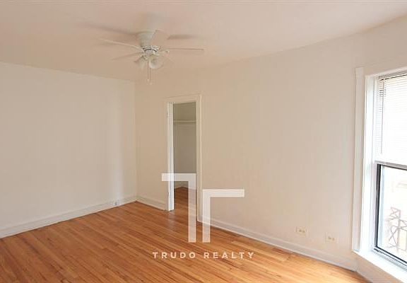 3rd image of 4600 N Beacon St #46041B