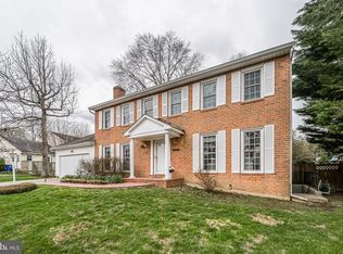 2103 Lakeshire Dr, Alexandria, VA 22308