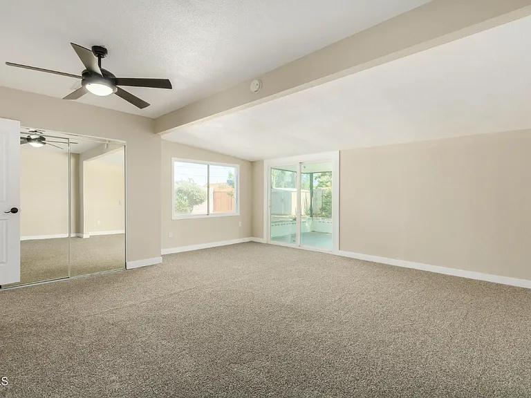 3301 W Pierson St — Photo 17