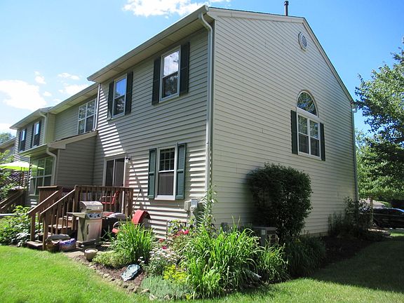 5th image of 1314 Windsor Ct Unit 1314