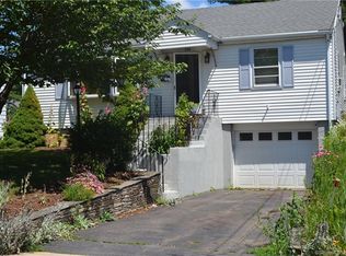 108 Saint Augustine St, West Hartford, CT 06110