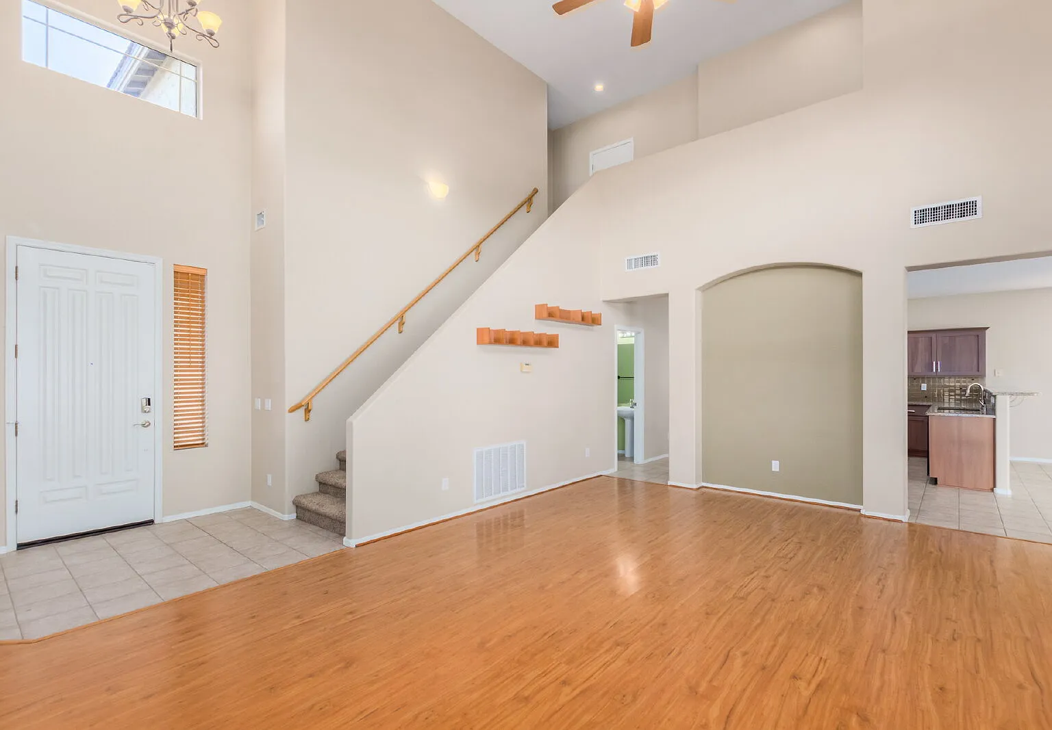 1462 W Roadrunner Dr — Photo 4