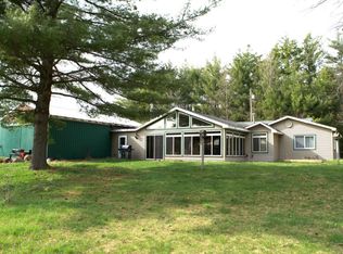 6720 E Thirteen Mile Rd, Paris, MI 49338