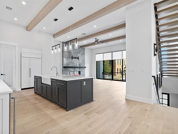 5th image of 13316 Galleria Cir #A
