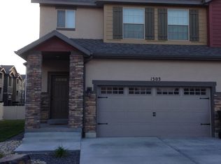 1303 N Silvercrest Dr, Saratoga Springs, UT 84045