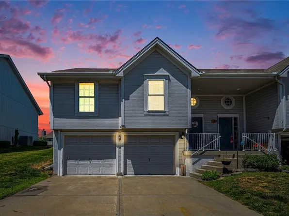 102 Galway St, Smithville, MO 64089