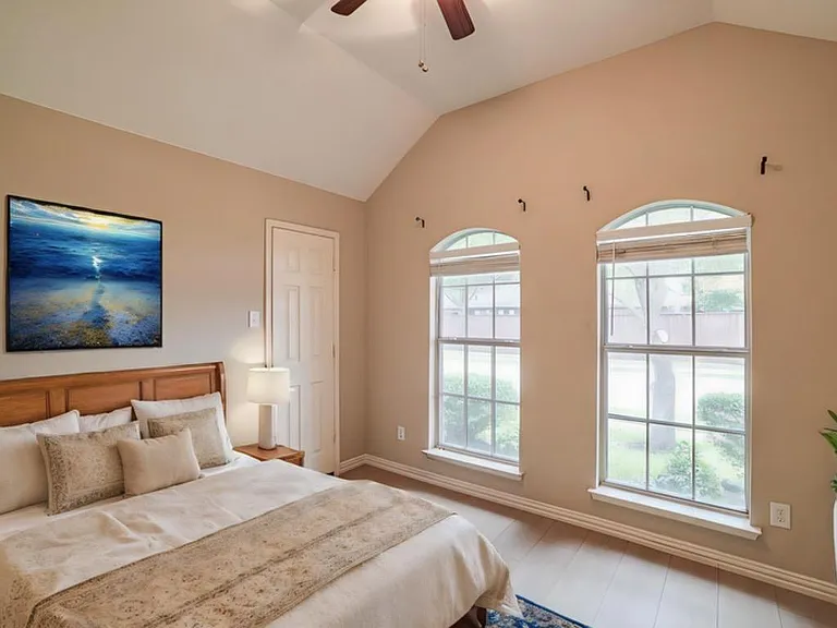 9142 Crenshaw Ln — Photo 20
