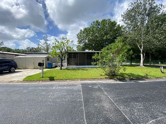 3rd image of 9140 McMillian Ln