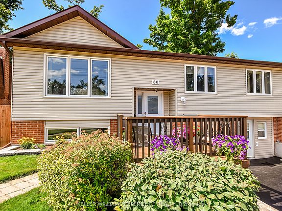 3rd image of 80 Cundles Rd E