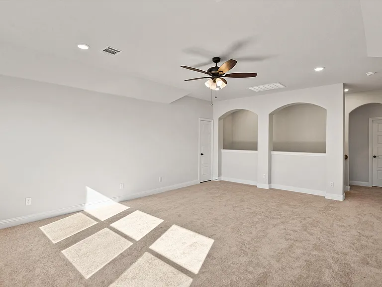 4434 Verbena St — Photo 46