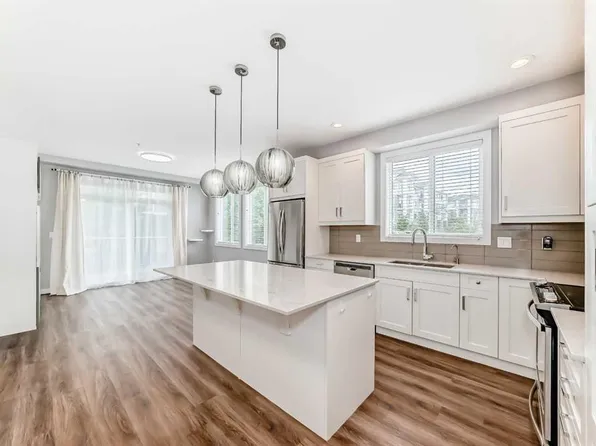 522 SW Cranford Dr SE #4101, Calgary, AB T3M 2L7
