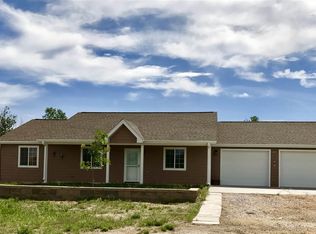 207 Monaco Rd, Torrington, WY 82240
