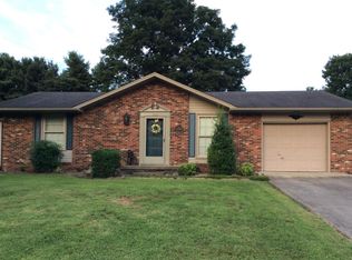 213 Rosewood Dr, Bardstown, KY 40004