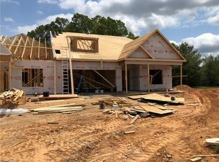 255 Hawks Nest Cir, Clemmons, NC 27012