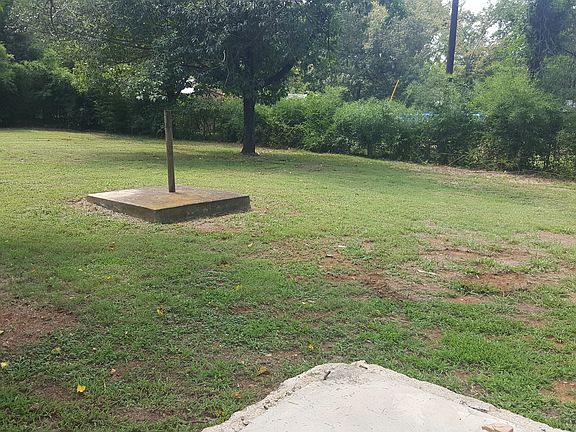 3rd image of 5250 Cooper Dr