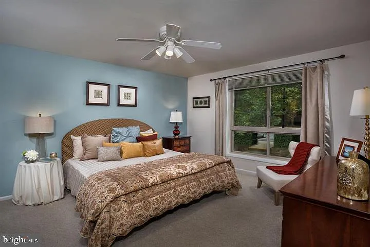 3 bed, 3.0 bath, 1925 sqft, $2,750 — Photo 2