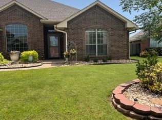 2032 Napa Valley Rd, Edmond, OK 73013