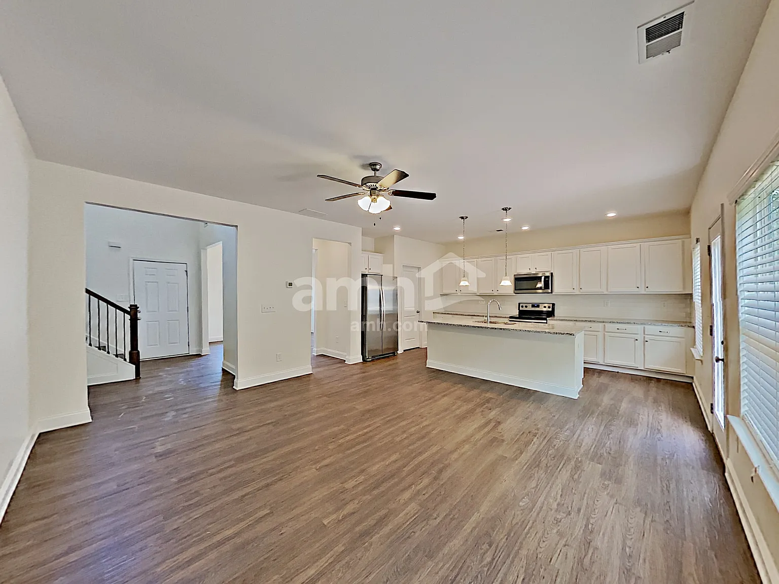 4 bed, 3.0 bath, 2435 sqft, $2,655 — Photo 3
