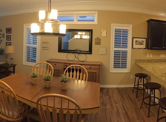 Dining Room w/bar seating