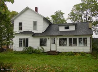 8450 Satterlee Rd, Lakeview, MI 48850