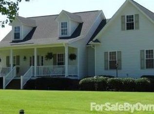 8516 Forest Cove Rd, Elm City, NC 27822