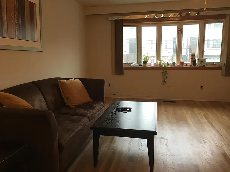 132 Bergen St #3 — Photo 3