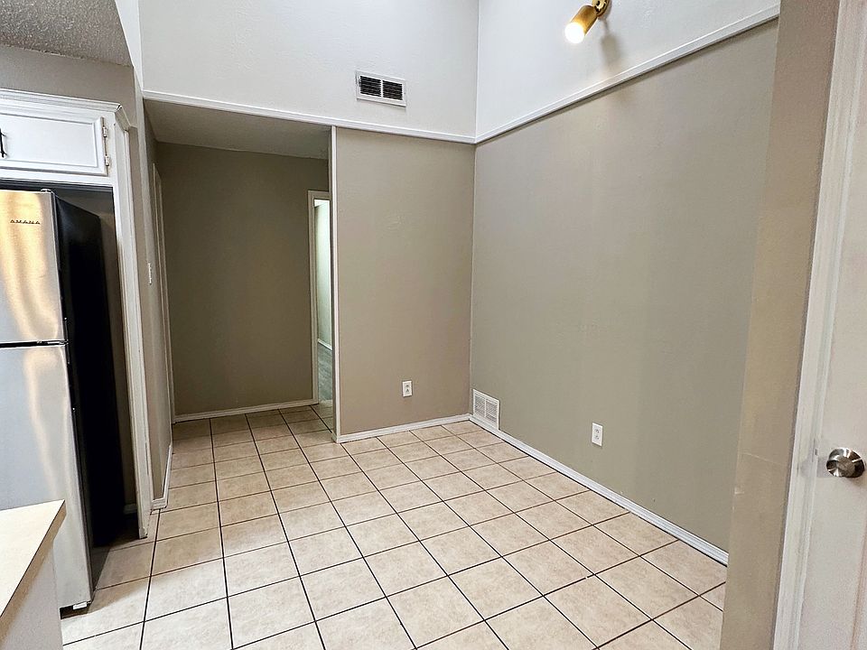 1st image of 5618 Brownfield Dr #B