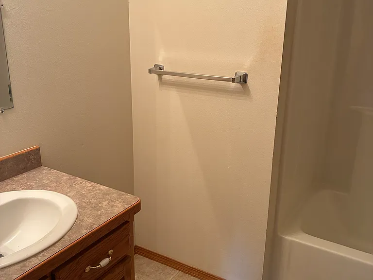 1307 Wildflower Dr — Photo 5