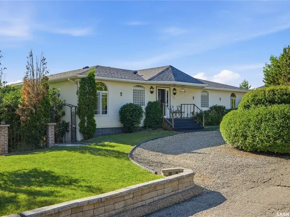 308 3rd STREET W, Delisle, SK S0L 0P0