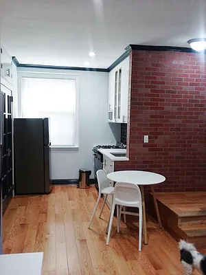 Rented by Azure Realty NY LLC | media 14