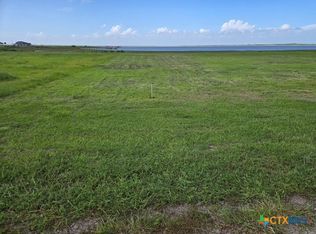 13 Redfish Ln, Pt Lavaca, TX 77979