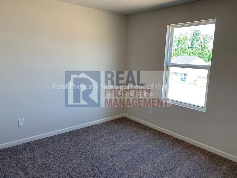 4100 Devonwood Ct — Photo 6