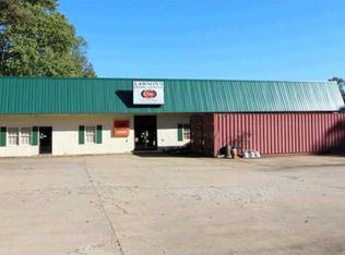 864 Blackberry Trl, Ball Ground, GA 30107