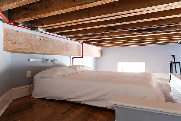 Rented by Dream Space Realty | media 7