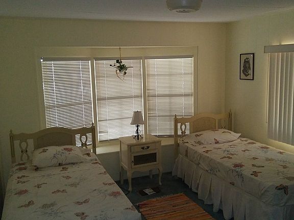 4th image of 238 W Caribbean