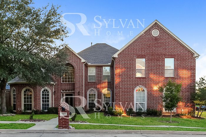 1st image of 3906 Parker Oaks Dr