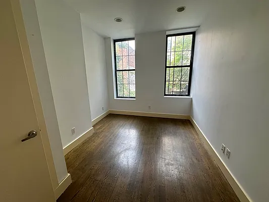 Rented by Yup Realty LLC | media 8