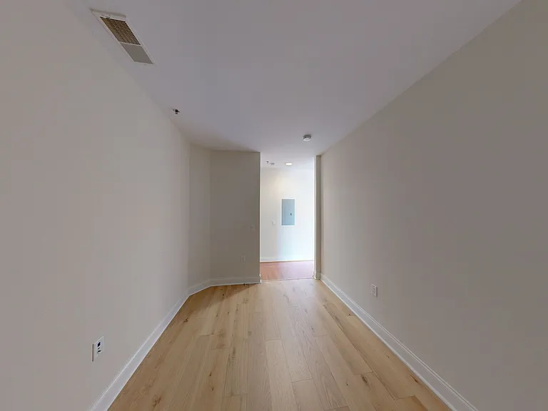 38 Maryland Ave #320 — Photo 10