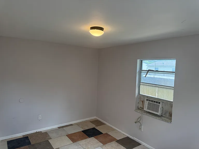 2143 Laura Ln #47A — Photo 15