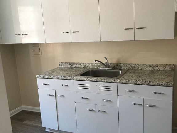 2nd image of 12031 Edgewater Dr #406