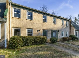 8407 Dampier Ct, Springfield, VA 22153