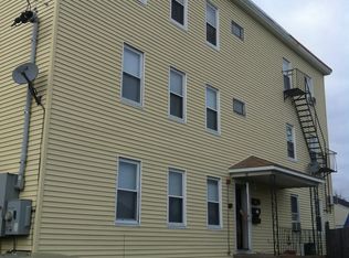 13 Cleveland St #2, Providence, RI 02904