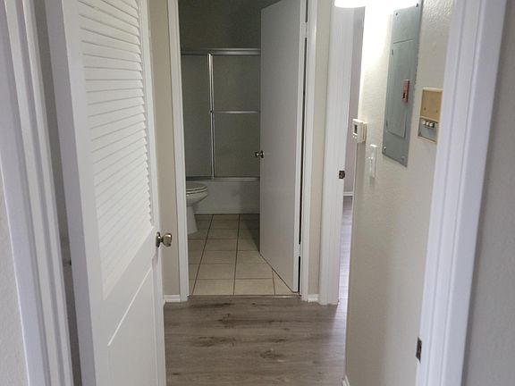5th image of 5531 Corteen Pl #202