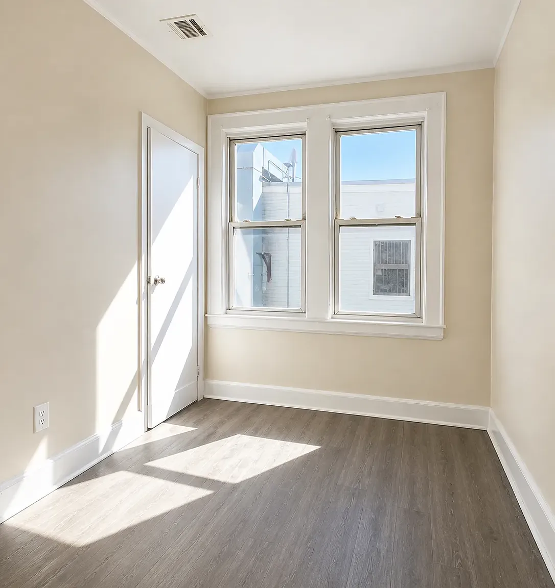 2 bed, $2,000 — Photo 2