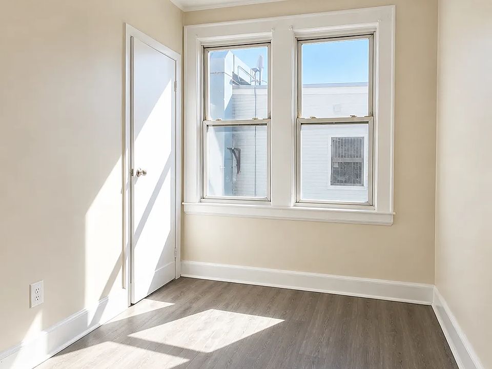 2nd image of 668 Clarkson Ave #2R