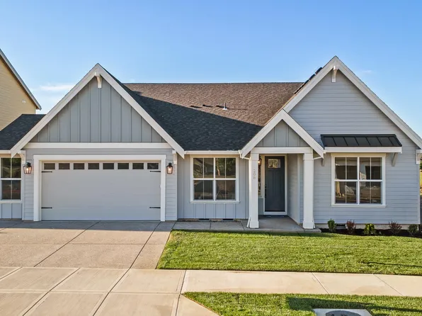 208 NW 16th Ave, Canby, OR 97013